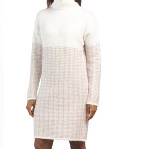 TAHARI Cream Multi Turtleneck
Sweater Dress Size XS New